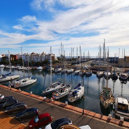 Expoholidays - Vistas Al Puerto Deportivo Galera Almerimar Bagian luar foto