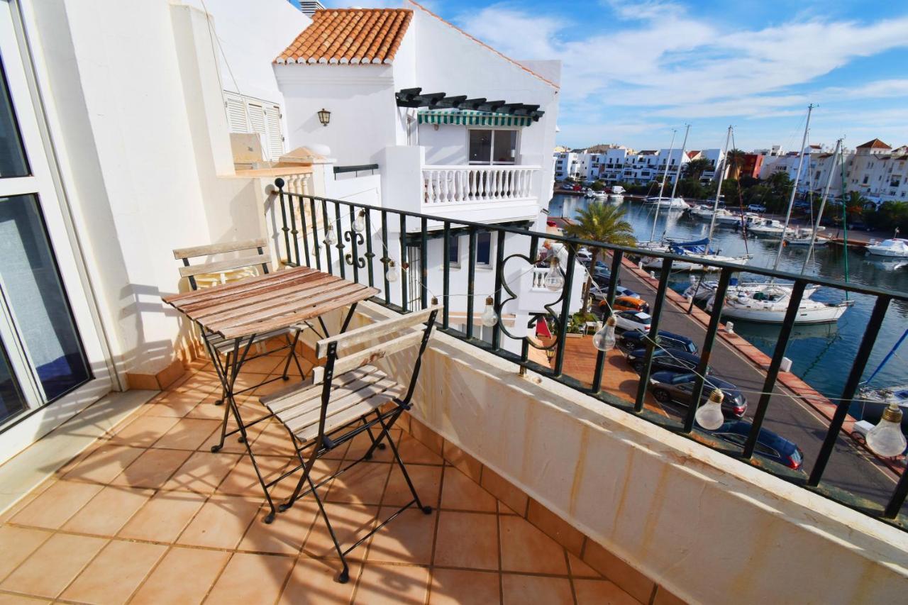 Expoholidays - Vistas Al Puerto Deportivo Galera Almerimar Bagian luar foto