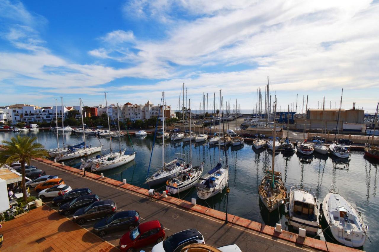 Expoholidays - Vistas Al Puerto Deportivo Galera Almerimar Bagian luar foto